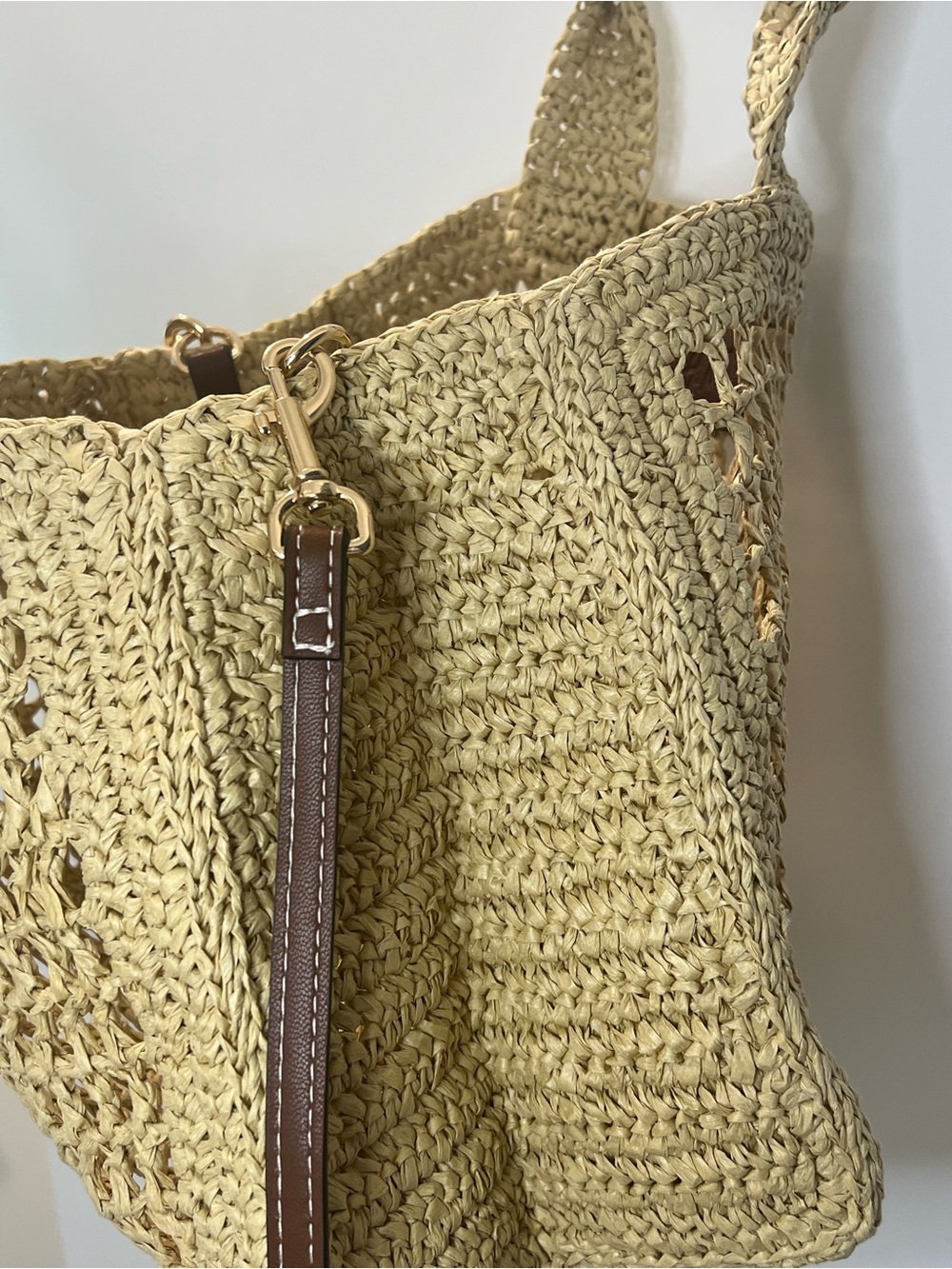 H&M Natural Straw Crossbody Bag with Brown Leather Accents - Picture 5 of 8